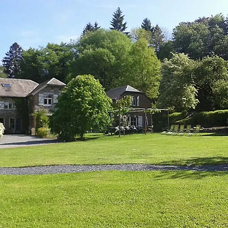 펜션 Quaint In Bievre In The Forest Bellefontaine