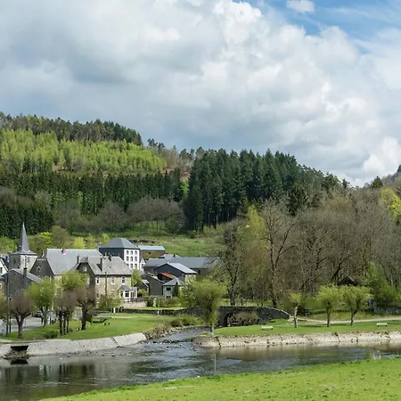 بيت للعطل Quaint In Bievre In The Forest