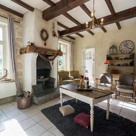 Quaint In Bievre In The Forest Feriehus *